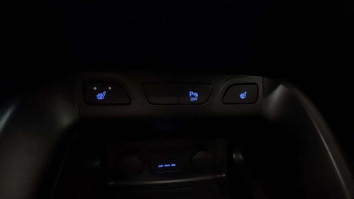 Hyundaiix35 1.6 GDi Essence 4x2 99 kW (135 CV) Vehículo usado en Barcelona - 18 Hyundaiix35 1.6 GDi Essence 4x2 99 kW (135 CV) Vehículo usado en Barcelona - 18