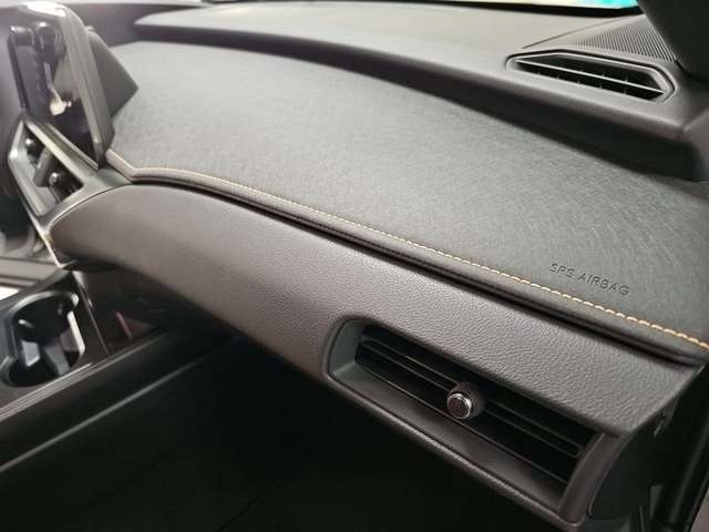 Lexus UX 300h Plus 146 kW (199 CV) Vehículo usado en Madrid - 11 Lexus UX 300h Plus 146 kW (199 CV) Vehículo usado en Madrid - 11