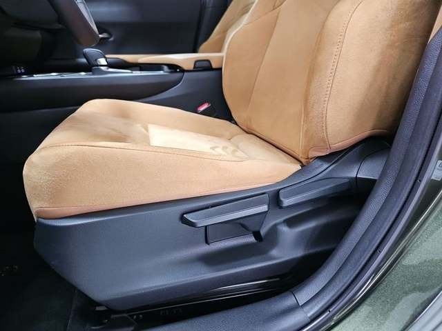 Lexus UX 300h Plus 146 kW (199 CV) Vehículo usado en Madrid - 23 Lexus UX 300h Plus 146 kW (199 CV) Vehículo usado en Madrid - 23