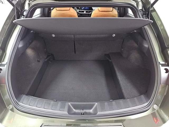 Lexus UX 300h Plus 146 kW (199 CV) Vehículo usado en Madrid - 30 Lexus UX 300h Plus 146 kW (199 CV) Vehículo usado en Madrid - 30