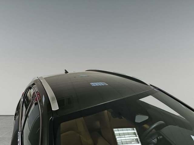 Lexus UX 300h Plus 146 kW (199 CV) Vehículo usado en Madrid - 9 Lexus UX 300h Plus 146 kW (199 CV) Vehículo usado en Madrid - 9