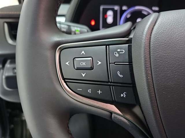 Lexus UX 300h Plus 146 kW (199 CV) Vehículo usado en Madrid - 14 Lexus UX 300h Plus 146 kW (199 CV) Vehículo usado en Madrid - 14