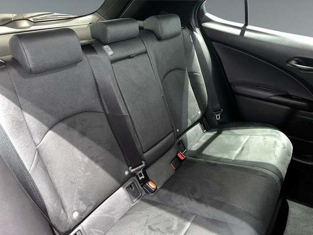 Lexus UX 250h Premium 135 kW (184 CV) Vehículo usado en Madrid - 8