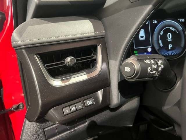 Lexus UX 250h Premium 135 kW (184 CV) Vehículo usado en Madrid - 14 Lexus UX 250h Premium 135 kW (184 CV) Vehículo usado en Madrid - 14