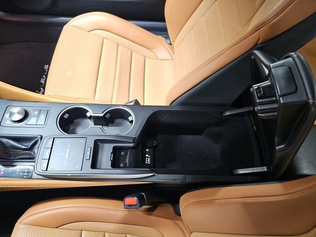 Lexus RC 300h Executive 164 kW (223 CV) Vehículo usado en Madrid - 12 Lexus RC 300h Executive 164 kW (223 CV) Vehículo usado en Madrid - 12