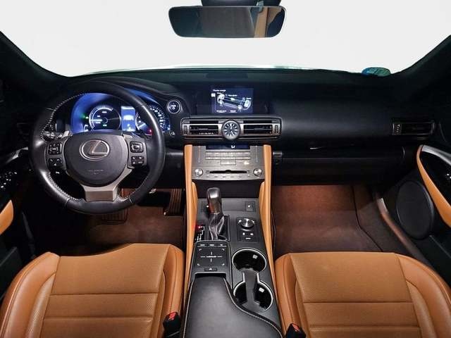 Lexus RC 300h Executive 164 kW (223 CV) Vehículo usado en Madrid - 15 Lexus RC 300h Executive 164 kW (223 CV) Vehículo usado en Madrid - 15