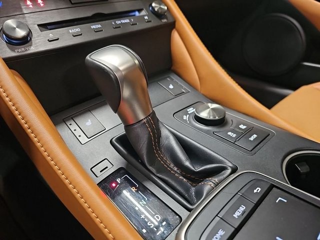 Lexus RC 300h Executive 164 kW (223 CV) Vehículo usado en Madrid - 30 Lexus RC 300h Executive 164 kW (223 CV) Vehículo usado en Madrid - 30