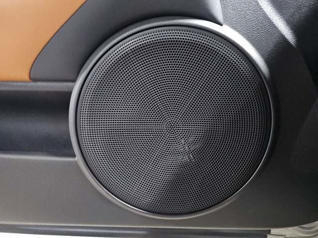 Lexus RC 300h Executive 164 kW (223 CV) Vehículo usado en Madrid - 33 Lexus RC 300h Executive 164 kW (223 CV) Vehículo usado en Madrid - 33