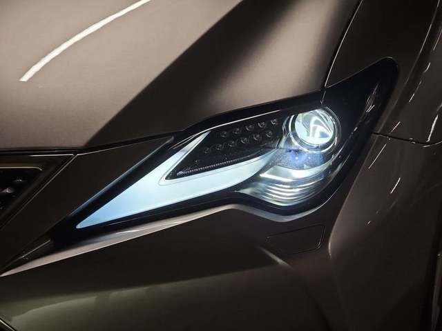 Lexus RC 300h Executive 164 kW (223 CV) Vehículo usado en Madrid - 36 Lexus RC 300h Executive 164 kW (223 CV) Vehículo usado en Madrid - 36