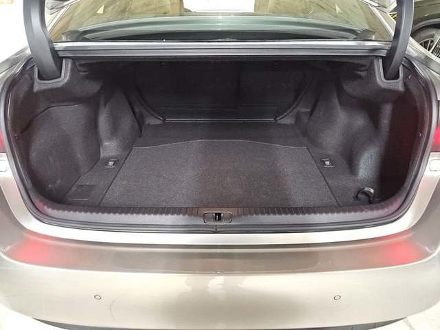 Lexus RC 300h Executive 164 kW (223 CV) Vehículo usado en Madrid - 40 Lexus RC 300h Executive 164 kW (223 CV) Vehículo usado en Madrid - 40