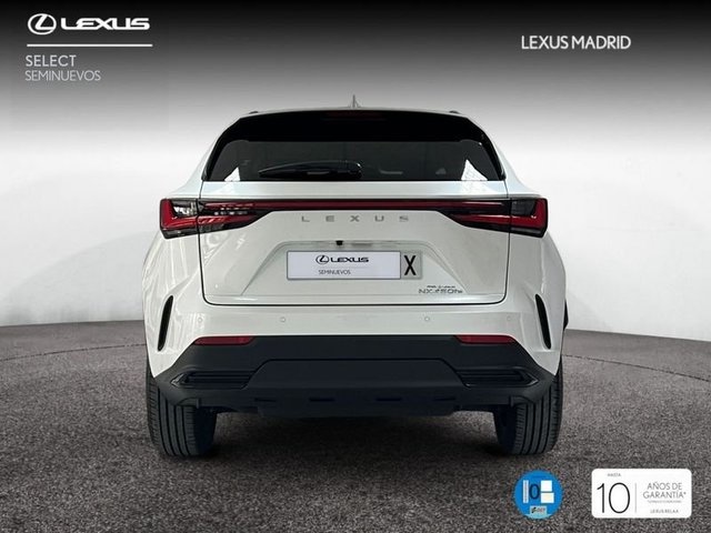 Lexus NX 450h+ Executive 4WD 225 kW (306 CV) Vehículo usado en Madrid - 4
