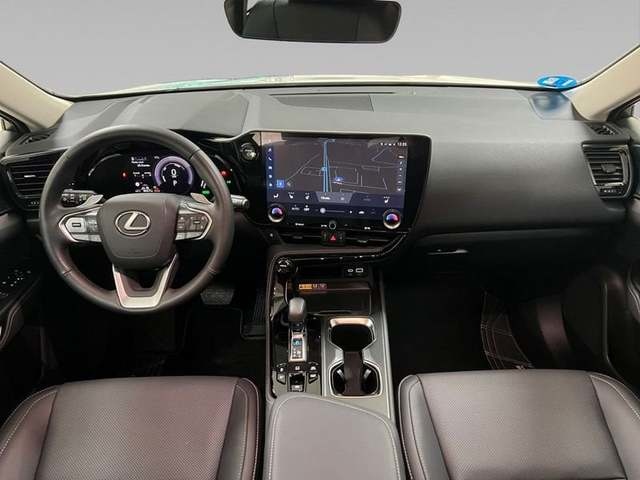 Lexus NX 450h+ Executive 4WD 225 kW (306 CV) Vehículo usado en Madrid - 10