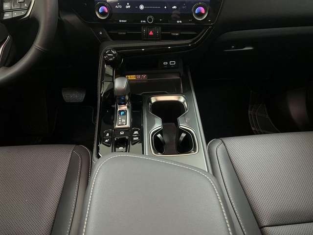 Lexus NX 450h+ Executive 4WD 225 kW (306 CV) Vehículo usado en Madrid - 24