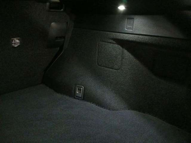 Lexus NX 350h Business City 2WD 178 kW (242 CV) Vehículo usado en Madrid - 25 Lexus NX 350h Business City 2WD 178 kW (242 CV) Vehículo usado en Madrid - 25