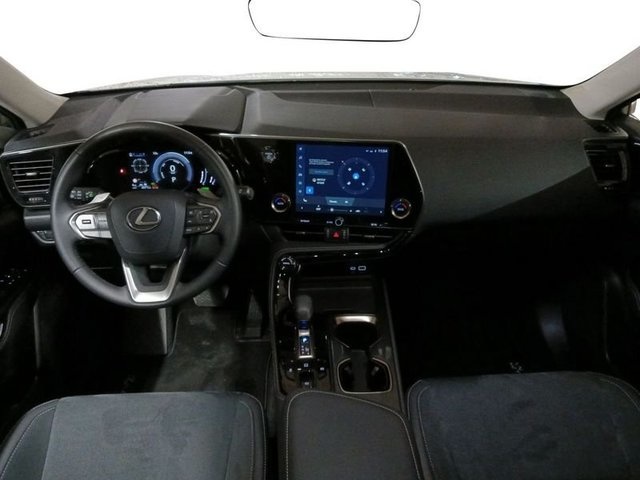 Lexus NX 350h Business City 2WD 178 kW (242 CV) Vehículo usado en Madrid - 10 Lexus NX 350h Business City 2WD 178 kW (242 CV) Vehículo usado en Madrid - 10