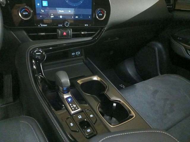 Lexus NX 350h Business City 2WD 178 kW (242 CV) Vehículo usado en Madrid - 18