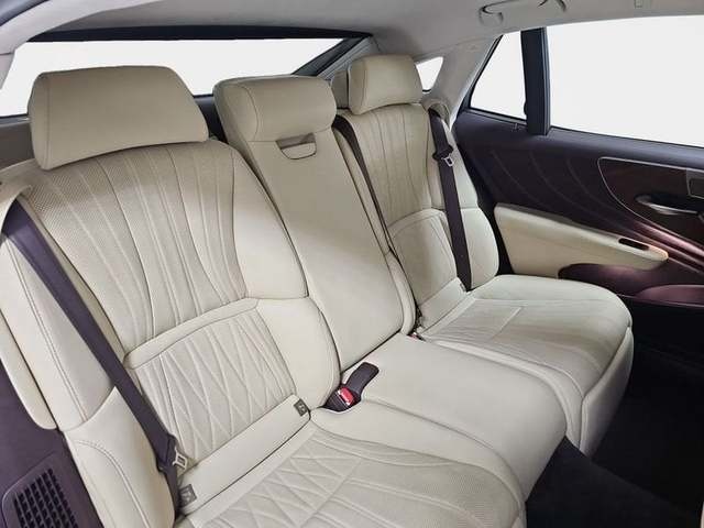 Lexus LS 500h Executive 264 kW (359 CV) Vehículo usado en Madrid - 9