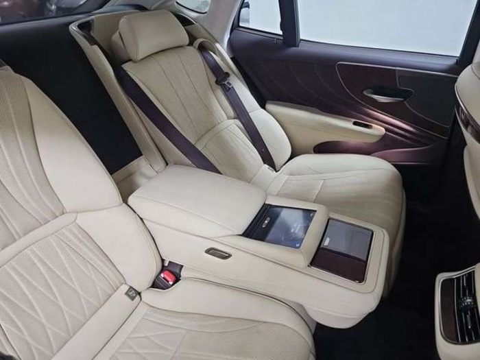 Lexus LS 500h Executive 264 kW (359 CV) Vehículo usado en Madrid - 11 Lexus LS 500h Executive 264 kW (359 CV) Vehículo usado en Madrid - 11