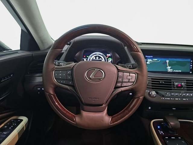 Lexus LS 500h Executive 264 kW (359 CV) Vehículo usado en Madrid - 13