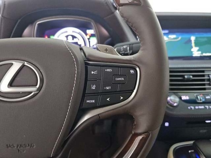 Lexus LS 500h Executive 264 kW (359 CV) Vehículo usado en Madrid - 16 Lexus LS 500h Executive 264 kW (359 CV) Vehículo usado en Madrid - 16