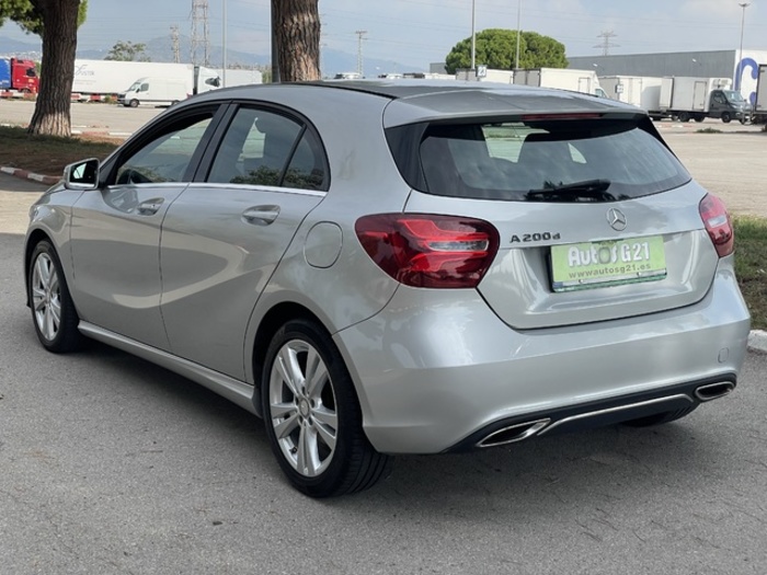 Mercedes-BenzClase A 200 d 100 kW (136 CV) Vehículo usado en Barcelona - 8 Mercedes-BenzClase A 200 d 100 kW (136 CV) Vehículo usado en Barcelona - 8