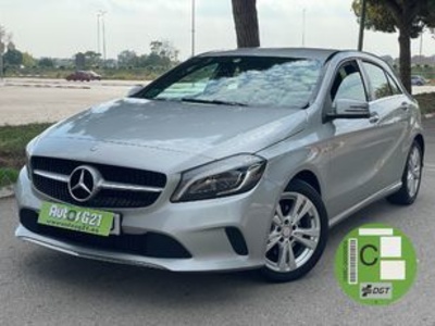 Mercedes-Benz Clase A 200 d 100 kW (136 CV) Mercedes-Benz Clase A 200 d 100 kW (136 CV)