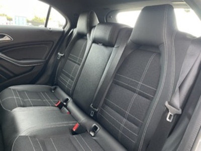 Mercedes-Benz Clase A 200 d 100 kW (136 CV) Mercedes-Benz Clase A 200 d 100 kW (136 CV)