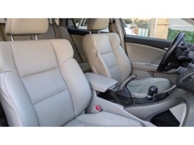 Honda Accord 2.2 i-DTEC Tourer Executive 110 kW (150 CV) Honda Accord 2.2 i-DTEC Tourer Executive 110 kW (150 CV)