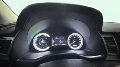 Kia Niro 1.6 GDi HEV Drive 104 kW (141 CV) Kia Niro 1.6 GDi HEV Drive 104 kW (141 CV)