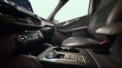 Ford Kuga 2.5 Duratec PHEV Titanium Auto 165 kW (225 CV) Ford Kuga 2.5 Duratec PHEV Titanium Auto 165 kW (225 CV)