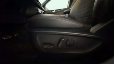 Ford Kuga 2.5 Duratec PHEV Titanium Auto 165 kW (225 CV) Ford Kuga 2.5 Duratec PHEV Titanium Auto 165 kW (225 CV)