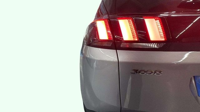 Peugeot3008 PureTech 130 S&S Active 96 kW (130 CV) Vehículo usado en Barcelona - 20