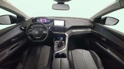 Peugeot 3008 PureTech 130 S&S Active 96 kW (130 CV) Peugeot 3008 PureTech 130 S&S Active 96 kW (130 CV)