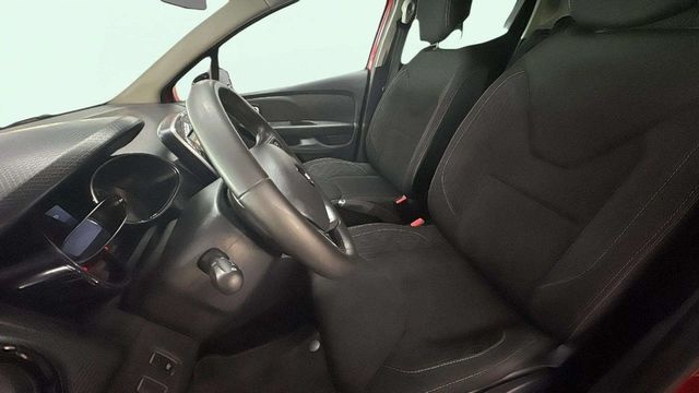 RenaultClio Limited TCe 55 kW (75 CV) Vehículo usado en Barcelona - 9 RenaultClio Limited TCe 55 kW (75 CV) Vehículo usado en Barcelona - 9