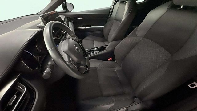 ToyotaC-HR 1.8 125H Active 90 kW (122 CV) Vehículo usado en Barcelona - 9