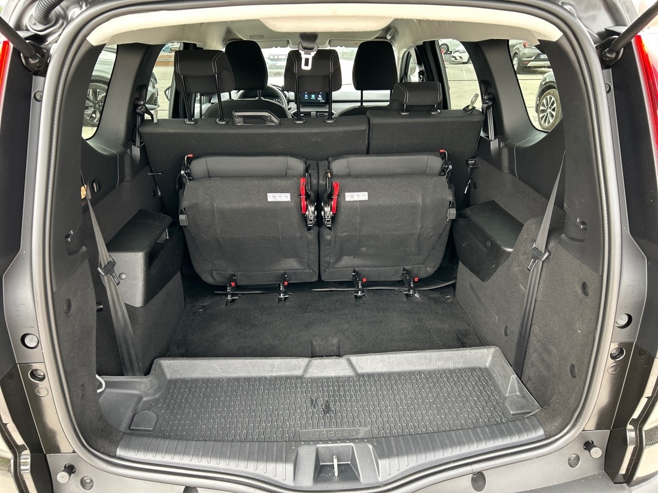 Dacia Jogger Serie Limitada Extreme TCe 81 kW (110 CV) - 13