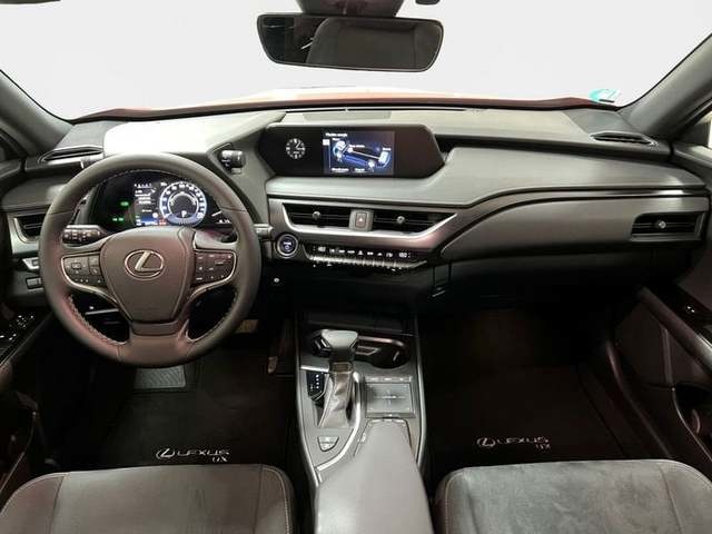 Lexus UX 250h Business 2WD 135 kW (184 CV) Vehículo usado en Madrid - 13 Lexus UX 250h Business 2WD 135 kW (184 CV) Vehículo usado en Madrid - 13