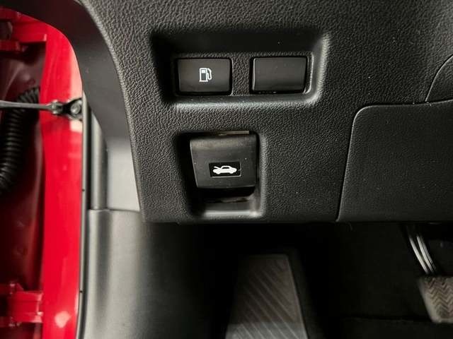 Lexus UX 250h Business 2WD 135 kW (184 CV) Vehículo usado en Madrid - 21 Lexus UX 250h Business 2WD 135 kW (184 CV) Vehículo usado en Madrid - 21