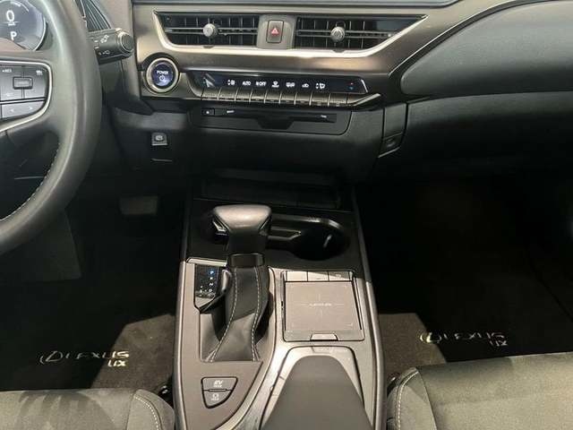 Lexus UX 250h Premium 135 kW (184 CV) Vehículo usado en Madrid - 8