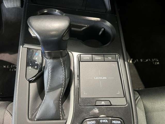 Lexus UX 250h Premium 135 kW (184 CV) Vehículo usado en Madrid - 20 Lexus UX 250h Premium 135 kW (184 CV) Vehículo usado en Madrid - 20