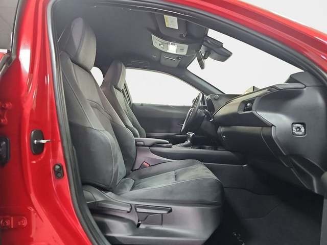 Lexus UX 250h Business 2WD 135 kW (184 CV) Vehículo usado en Madrid - 6 Lexus UX 250h Business 2WD 135 kW (184 CV) Vehículo usado en Madrid - 6