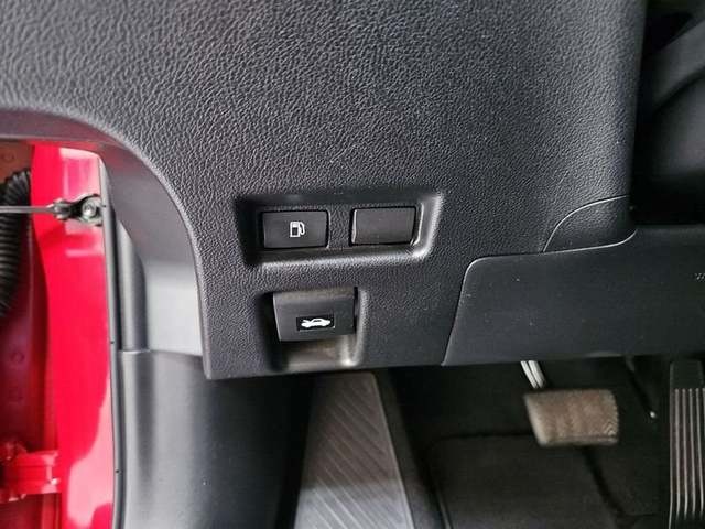 Lexus UX 250h Business 2WD 135 kW (184 CV) Vehículo usado en Madrid - 22 Lexus UX 250h Business 2WD 135 kW (184 CV) Vehículo usado en Madrid - 22