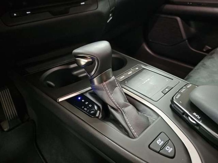 Lexus UX 250h Business 2WD 135 kW (184 CV) Vehículo usado en Madrid - 28 Lexus UX 250h Business 2WD 135 kW (184 CV) Vehículo usado en Madrid - 28