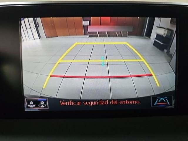 Lexus UX 250h Business 2WD 135 kW (184 CV) Vehículo usado en Madrid - 31