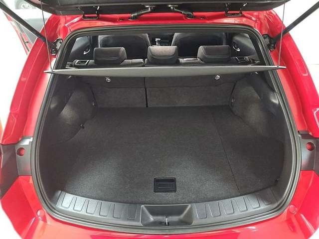 Lexus UX 250h Business 2WD 135 kW (184 CV) Vehículo usado en Madrid - 35