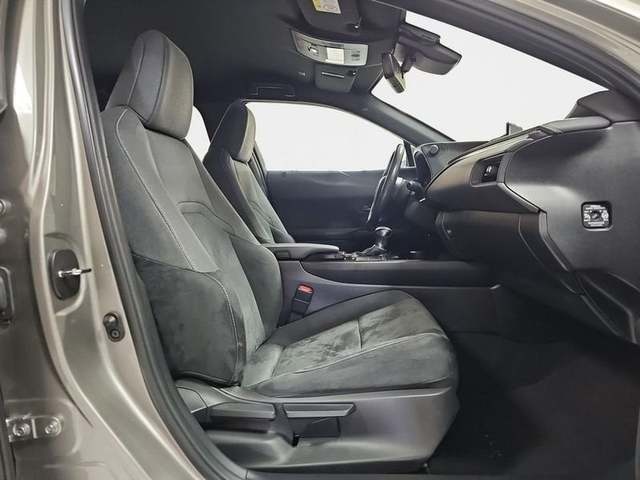 Lexus UX 250h Business 2WD 135 kW (184 CV) Vehículo usado en Madrid - 6 Lexus UX 250h Business 2WD 135 kW (184 CV) Vehículo usado en Madrid - 6