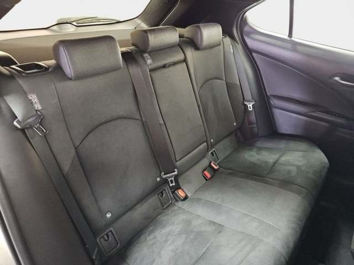 Lexus UX 250h Business 2WD 135 kW (184 CV) Vehículo usado en Madrid - 7 Lexus UX 250h Business 2WD 135 kW (184 CV) Vehículo usado en Madrid - 7