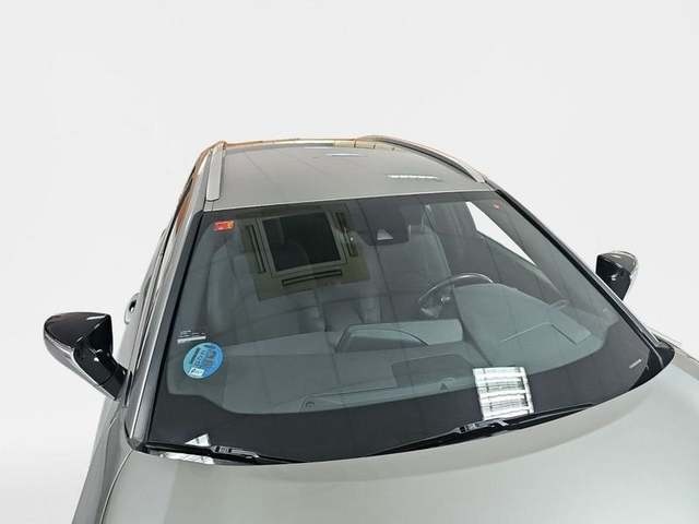 Lexus UX 250h Business 2WD 135 kW (184 CV) Vehículo usado en Madrid - 9