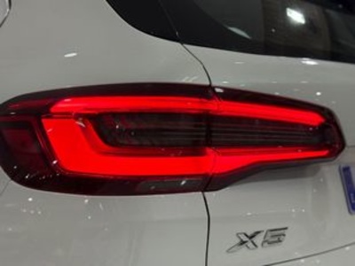 BMW X5 xDrive45e 290 kW (394 CV) BMW X5 xDrive45e 290 kW (394 CV)