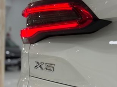 BMW X5 xDrive45e 290 kW (394 CV) BMW X5 xDrive45e 290 kW (394 CV)